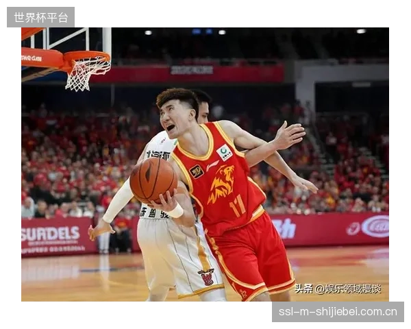 孙铭徽火线回归成系列赛X因素，深圳队外援短缺面临考验。